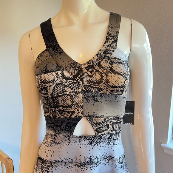 NWT-Jessica Simpson-SEXY-Mixed Reptilian Print Scuba Dress w/ CUTOUTS-Sz XS - Picture 4 of 10